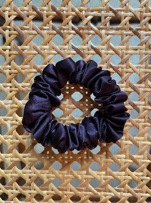 Small Silk Scrunchie, Violet