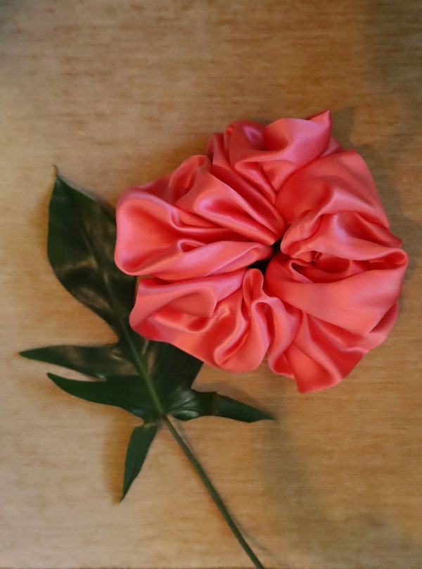 Large Silk Scrunchie, Hibiscus