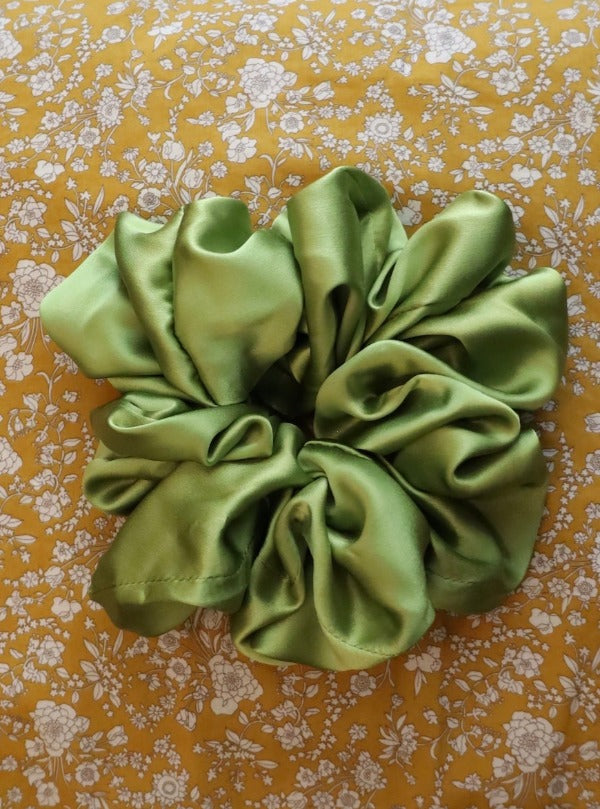 Large Silk Scrunchie, Verdant