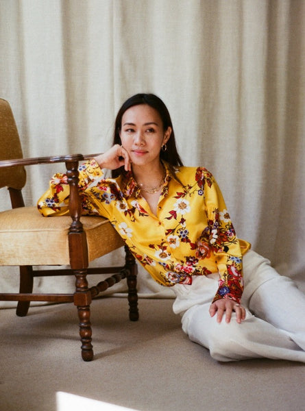Rachel Pant, white, with the Marie Blouse in Jolie Print