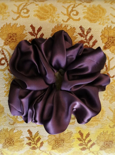 Large Silk Scrunchie, Violet